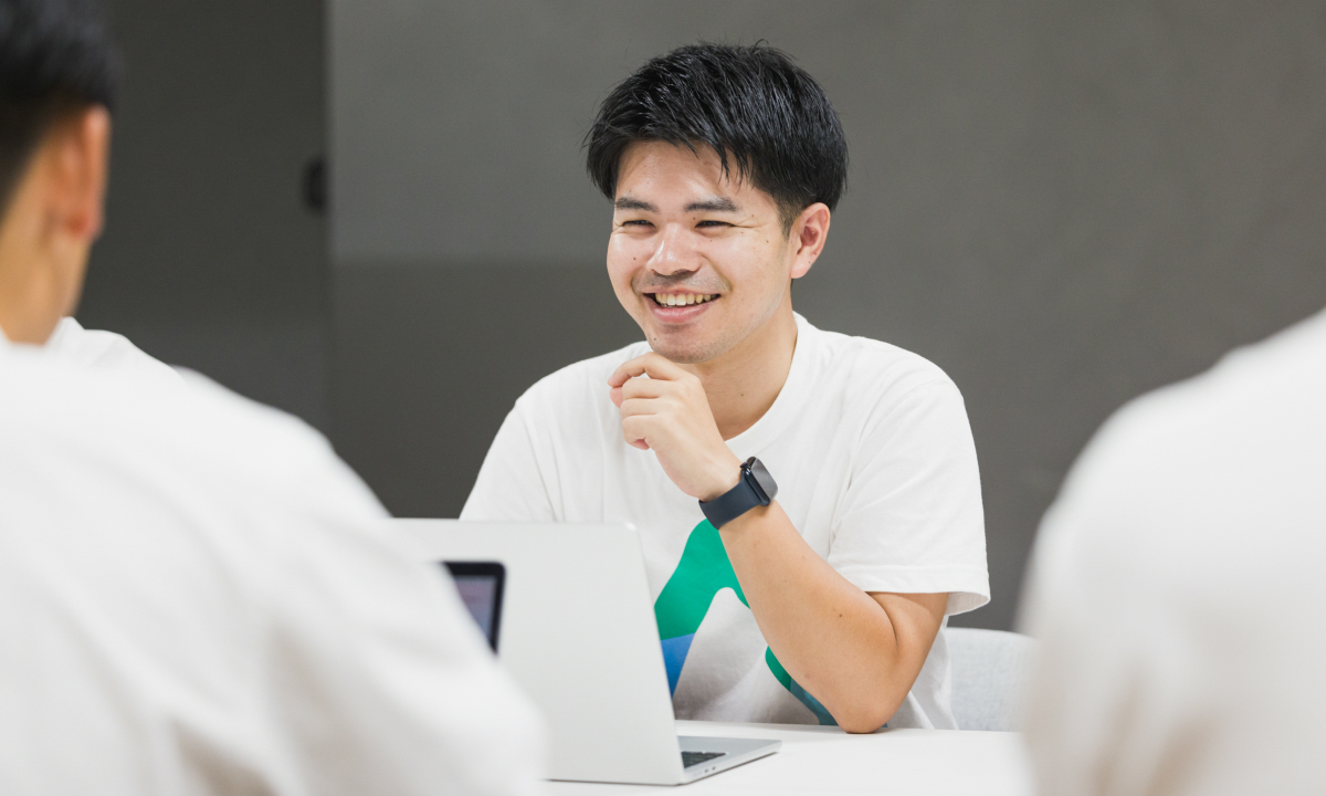 チームで協力しながら、
データで成果を出す仕事がしたかった。