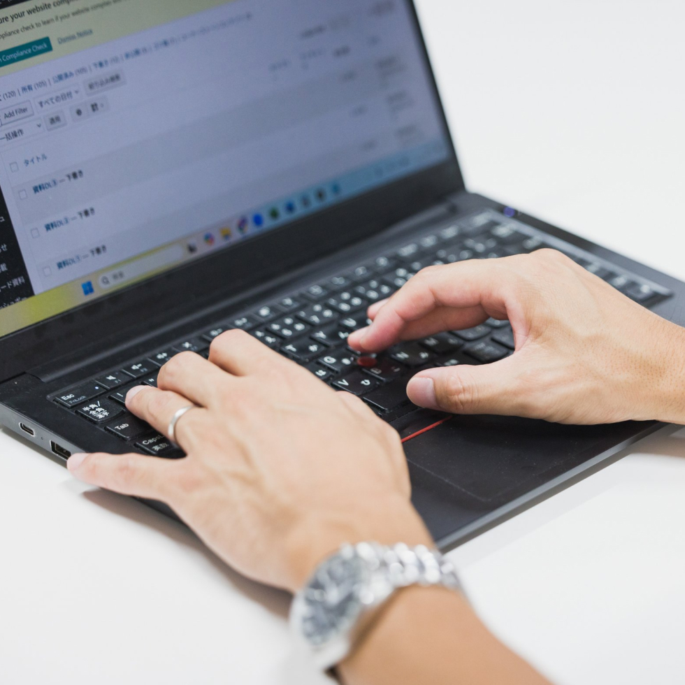 Webサイト制作事業